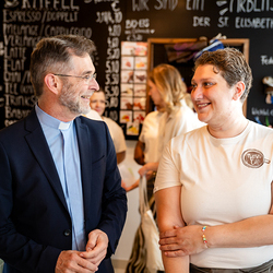 Eröffnung Mamas Cafe / Erzdiözese Wien/ Schönlaub, Stephan Schönlaub