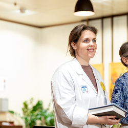 Weihe Altarbild AKH / Erzdiözese Wien/ Schönlaub, Stephan Schönlaub